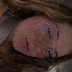 Meet your Posher, Skylar